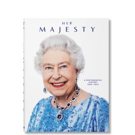 Her Majesty. A Photographic History 1926–2022 XL